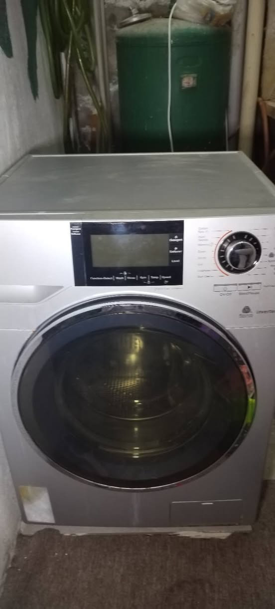 غسالة جوسينيك  8  كيلو نظافة فول سعر 150 الف وفي مجال بسيط هفالان ***********
