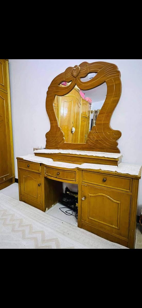 سلام عليكم غرفه تزكام صاج داخل وخارج ما بيها اي ضرر نضيفه كلش يحتاجها بس تلميع سعر 800وبيها مجال كربلاء حي العامل ***********
