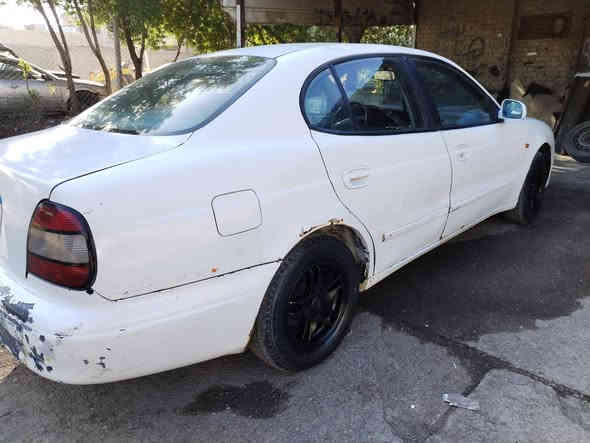 السلام عليكم
دايو لكنزا كير عادي موديل 2001 اترايها حلو وناعمه بالمشي ورقم بغداد وسنويه لغايه 2028 ومكانها  بغداد شارع فلسطين 
وسعرها 28 للاتصال ***********
