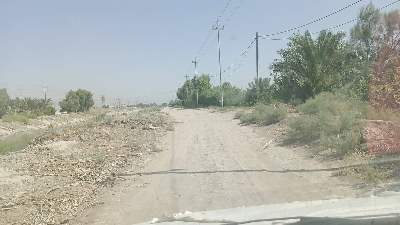 السلام عليكم مرخصت الادمن 
قطعه للبيع مساحه 600 م سند 25 
مداور ثاني يوم 
ملاحضه 
تقع في الديوانيه ناحيه السأنيه علئ شط الصب  تبعد 2 كيلو عن الولايه 
 شارع رئيسي وشارع فرعي مثل ماواضح بصوره 
السعر 20 وبيه مجال بسيط  
اتصال+ واتساب ‏‪***********‬‏

وتوفيق للجميع ان شاء الله
