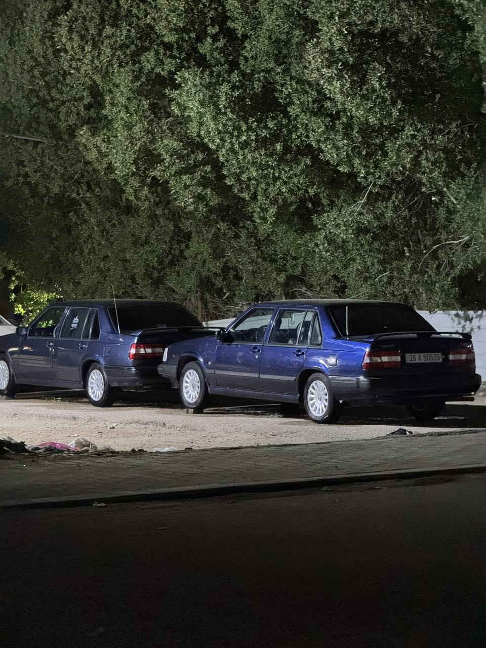 سلام عليكم 
للبيع
كهربائيات كله شغاله 
كشنات كهرباء جلد 
مكينه وكير مكفوله (تيربو) 
غرفه جديده لون رصاصي 
مكان نجف 
للأستفسار الاتصال 

‭0783 851 8522‬
