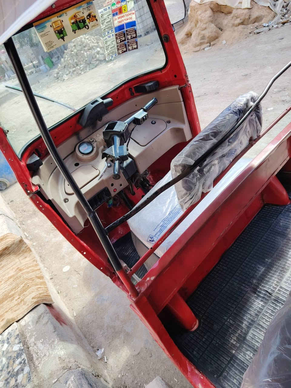 سلام عليكم تكتك للبيع 18 شهر 12 تكتك جهزه كبل الشارع ما زب عليه ربع مكينه مال 20 لا تنقيص ول تبخير رقم وسنويه تحويل ٢ يوم بسمك السعر 4700 وبه مجال حك جيه المكان حي طارق الوسط مصبوقه عام جماليه ***********
