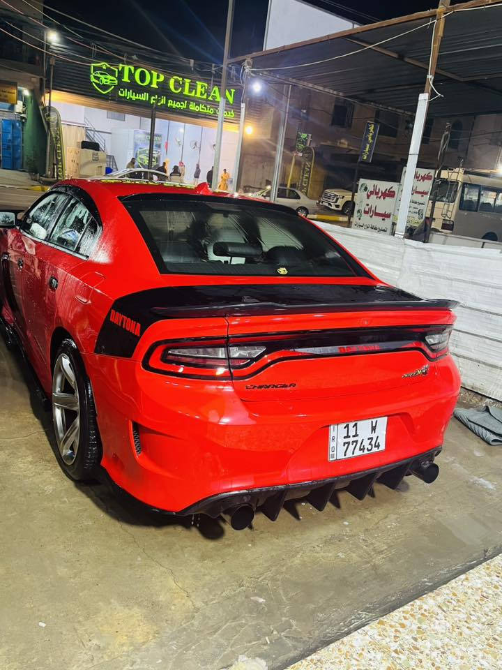 السلام عليكم جارجر 2016 سكات باك 6400  فول عده الفتحه فول للاخير بيهه باب وجاملغ مبدل نفس الون ولباب الخلفي ربع صبغ 
بدون دواخل 
بغداد 
السعر 185 
***********
