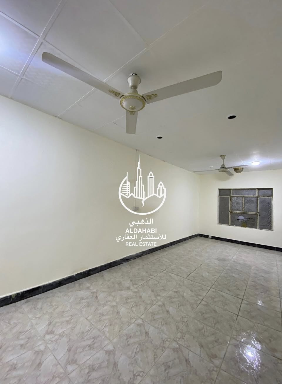 للايجــــــــــــار ✅ 
.
بيت للايجار في الموفقية الاملاك مساحة 180م بناء حديث 
البيت نضيف و جاهز للسكن مناسب للعوائل
.

مواصفات البيت / 
.
غرفتين ، صاله ، استقبال ، مطبخ ، صحيات داخليه و خارجيه ، كراج 
.

سعر الايجار 650 الف
.

✅ الذهبي للاستثمار العقاري ✅

#مجــــــاز_قانــــــــونيــاً
—————————————
#ملاحظه لعملائنا الكرام يتوفر لدينا عروض عقاريه بيوت للبيع والايجار في كافة مناطق محافظة البصره كذلك يتوفر لدينا بنايات تجاريه للبيع في مناطق ممتازه بوارد شهري ممتاز 
‏‌‎ للمعلومات اكثر التواصل على الارقام الموضحه او زيارة
الموقع 
البصره_ شارع عام حي الزهراء _ قرب مستشفى النفط
***********

رابط القناة
‏https://t.me/ooliiy

#عقارات #بيت #دار #للبيع #استثمار #البصرة #العقارات #الجنينه #الطويسه #كورنيش_شط_العرب #ايجار #بيع 
#مركز_البصرة
