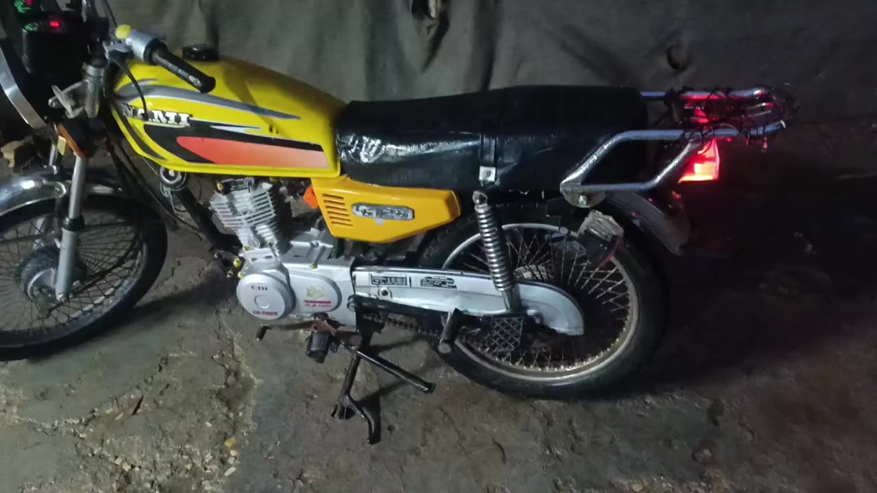 دراجه لبيع موديل 21 اوراق استنساخ  دراجه كلشي شغال بيها السعر 400


**إذا كنت صاحب هذا الإعلان وتريد حذفه لأي سبب، رجاءا أرسل رسالة إلى الدعم الفني**