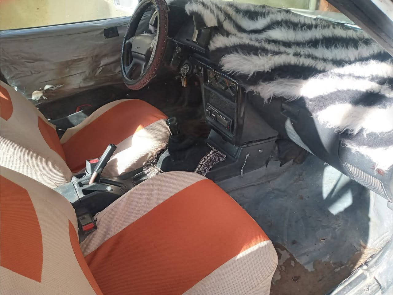 السلام وعليكم يوجد عندي لنسر للبيع كامله محرك كير صدر تايرات كله جديد سياره جاهزه رقمه كركوك ألماني صلاح الدين العلم
للاستفسار علا هاذا الرقم ***********
