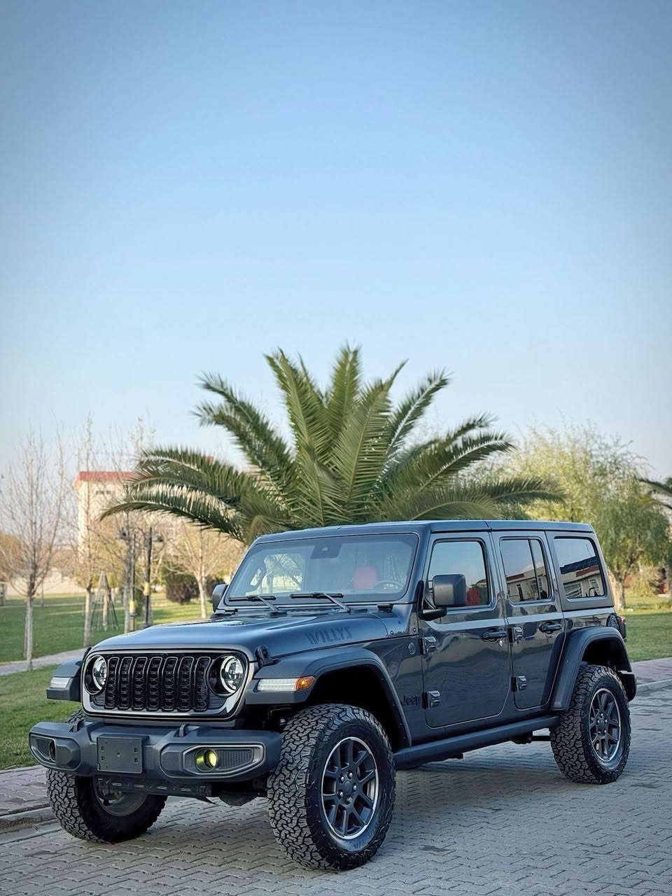 جێب رەنگلەر 2024 فول مواسەفات 
مواسەفات WIILYS 10TH ANNIVERSARY 
22 هەزار مایل ڕۆشتووە 
به سمه شغال 
شاشه گه وره 
كاميراي 4K
به سمه ي ده رگا
سيستمي ايمپريفايه ر ALPINE
راداري بيش دوا لا ته نيشت 
حاسه ي دواوه
اميرجينسي بريك
كوشن هيته ر سوكان هيتر
کوشن جلد ناو سور تا يه و ويل امريكي اوف رود 
وABS,TC,Bluetooth, navigation,GPS,wifi
وCarplay,OFF ROAD PAGE 
و‎ده بل گير ده بل اكسل نيزامي اوف رود
نيزامي ديفلوك
واته قفلي اكسلي پيش و دوا اكات 
دەبل روبيكون HIGH KING
لايت ليد و زينون بگ لايت ليد
مه كينه 4 بستون 2.0 
وAuto start stop نيزامي 
بي بوياخ و بي سارد 
ته نها صندق دواوه ي گوراوه به بيلاد 
بي ناو گرتن بي ايرباگ 

سـعـر : لە کۆمێنت داوابکە ڕاستەوخۆ بۆت دێت 📥 

گێر و مەکیەنەی بەشەرت 
هیچ کێشەیەکی تێدا نییە 

ژمارەی خاوەنەکەی 
شوين سليماني 
***********
