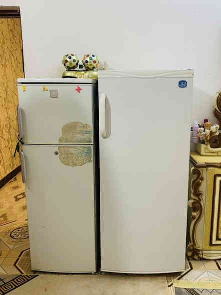 غرفه للبيع جديده كلش سعره  مليون ونص 
ثلاجات ٢ سعرهن ٢٠٠ الف 
للاستفسار ***********
