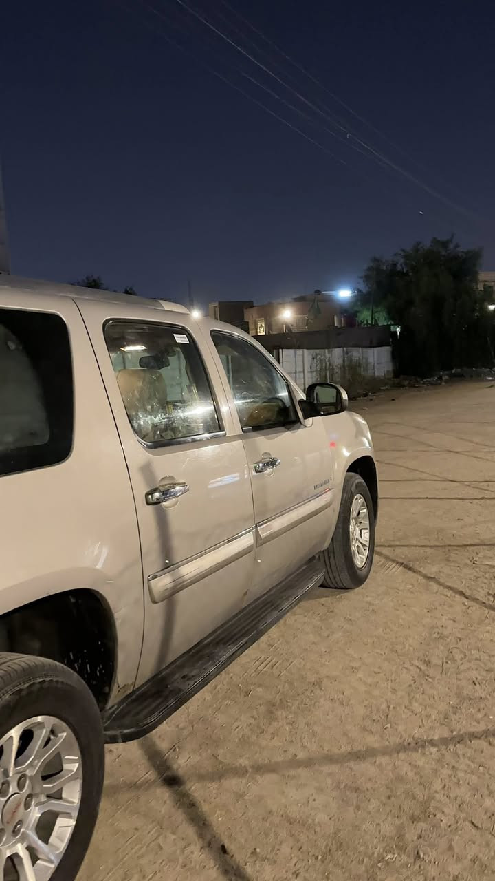 سلام عليكم يوكن 2007 شمباني رقم كركوك واقع حال فقط وكاله مكينه 5300 فول مواصفات دنلي الاستفسار اتصل***********
