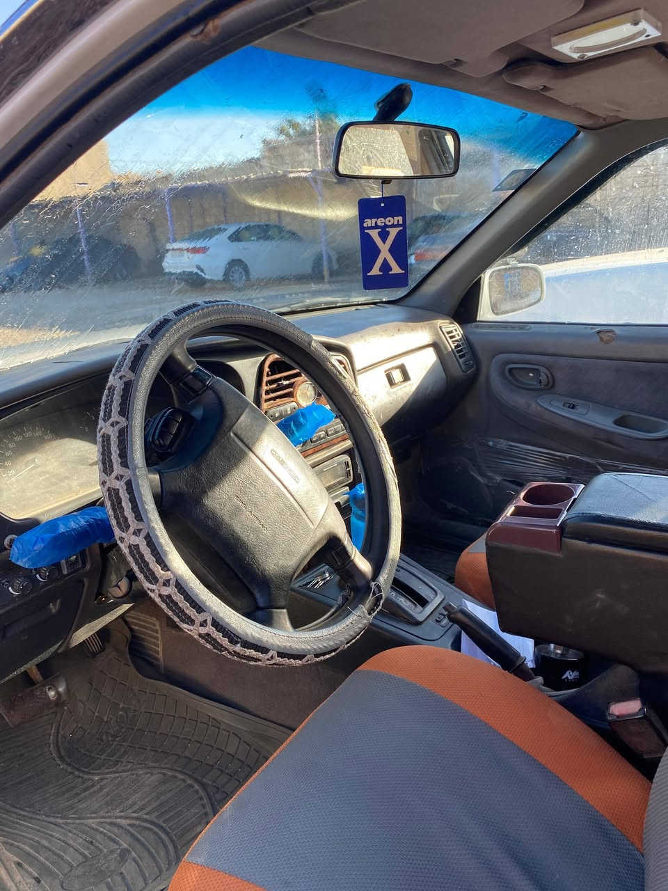 السلام عليكم سيارة برنس فراشه للبيع موديل ٩٦ مكينه اوكير جيد صدر جيد سياره مال جناي رقم بغداد تحويل مباشر السعر ٣٨$العنوان الرمادي الجزيره البوذياب للأستفسار *********** اني موكلف بنشر
