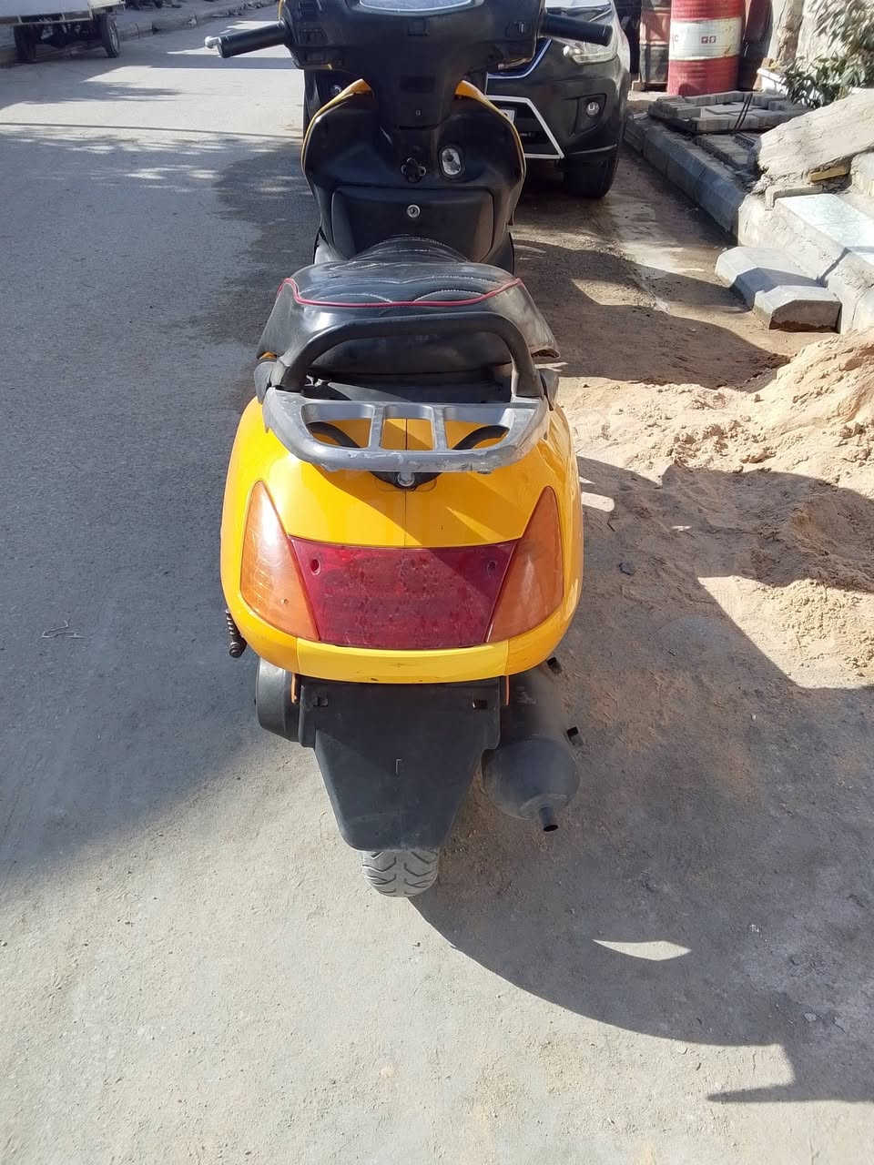 سبيسي ماليزي مكفوله مكينه ممفتوحه
كهربائيات شغاله وسلف وهندر شغال كابريتر اصلي كفرات اصلي 
سعر ٤٠٠ وبيها مجال. الاستفسار. خاص او اتصال ع رقم. ***********
