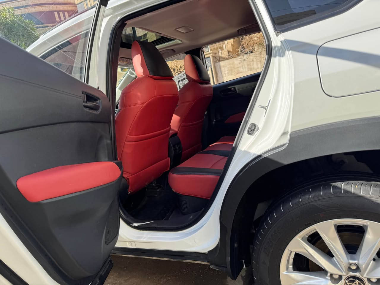 كورلا كروز 2025
ماشية 7k. الف 
داخل جلد احمر واسود 
فول مواصفات 
كشن كهرباء 
مكاني الاعضمية 
*********** بغداد, العراق
