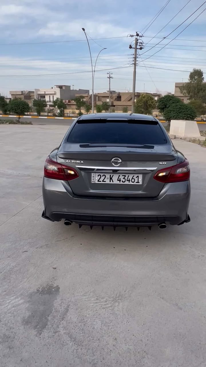 السلام عليكم
نيسان التيما 2017 (SR)
فول مواصفات من عدة فتحه سقف 
محرك2.5  _4سلندر
ماشي85ميل
موصفات سيارة مقاعد جلد تدفئه
كشن كهربائي
 گير عادي اوتوماتيك
بصمه
تشغيل عن بعد
شفتات بالستيرن 
تحكمات ستير جهتين
بل نسبه للضرر سيارة بيها قطعتين صبغ
جاملغ خلفي وباب بدون دواخل
وبيها شوي شوي بارد
 للسعر ١٣٥وبيها مجال
 عنوان سيارة اربيل
رقم:***********
((مكلف بالنشر))
