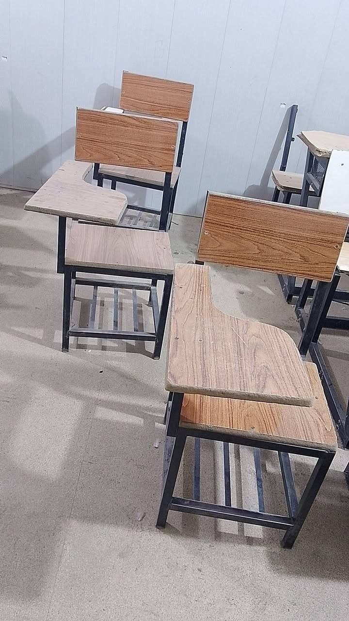 السلام عليكم... عندي هذه الرحلات جيدات ما بيهم شي ممكن يحتاجن ترتيب و طرق
و حديدهم جيد ما بيهم شي.. حابة ابيعهم اذا احد يستفاد منهم ك حديد او رحلات  

الرقم واتساب او اتصال *********** 
او 
تليكرام SSSH5_R5
