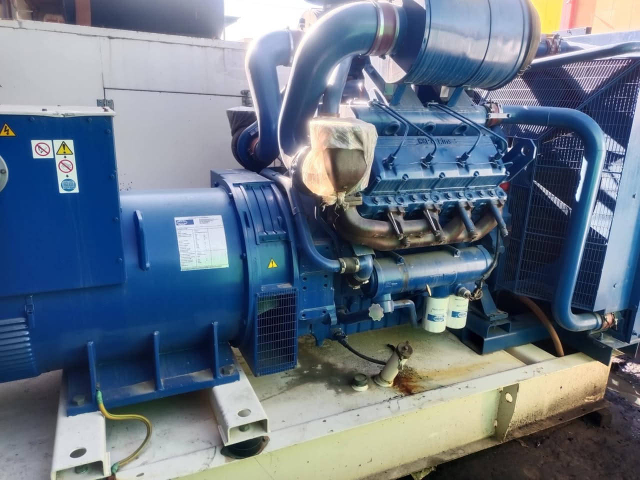 يوجد لدينا جميع أنواع المولدات 
كمنز كافة الأحجام  كاتم وشاصي 
بيركنز كافة الأحجام  كاتم وشاصي 
 دويز  💢  
العنوان : أربيل الصناعة الجنوبية 
للإستفسار اكثر تواصل واتساب على هذا الرقم 
أبو علي : ***********
متوفر توصيل لجميع محافظات العراق
