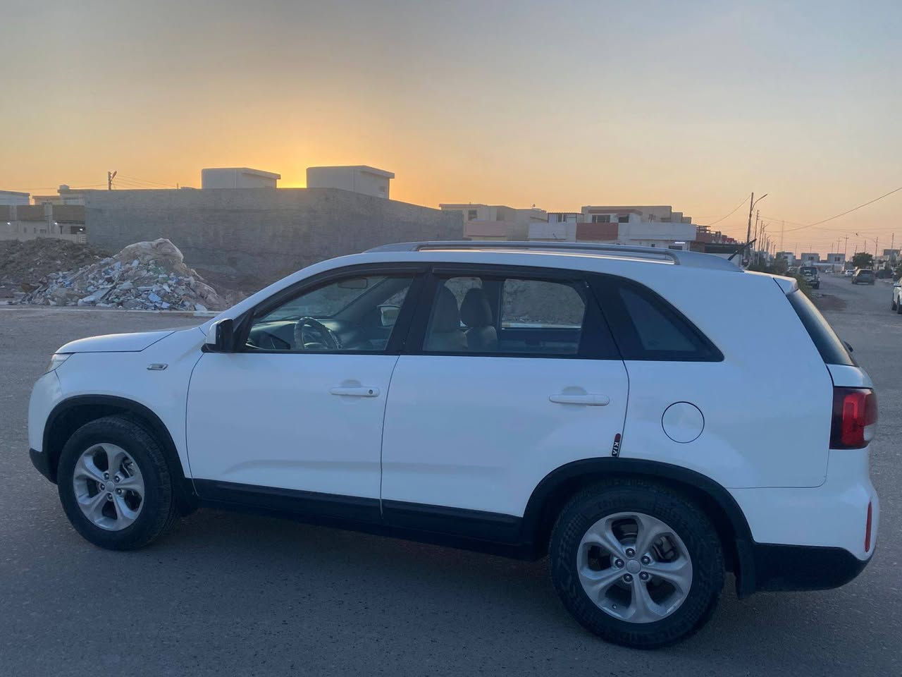 سلام عليكم سورنتو للبيع
مديل 13
محرك 4 اسلندر
كير محرك شرط 
صدر جديد 
تايرات جدد
رقم اربيل بسمي شرط التحويل مكان السياره تكريت 
***********
