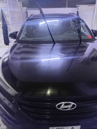 توسان للبيع واحده على واحد امريكي  ليبل واحد رقم ديالى انكليزي بأسمي س...