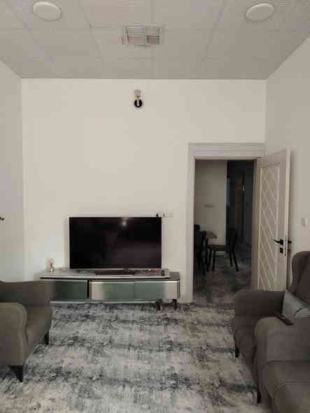 دار للبيع بلديه اوراق كمل مسجل مساحة 240متر طابقين موقع حي لأسرى مفقودين خلف صيدليه جوهره 4غرف نوم واستقبال هول مطبخ وصحيات كراج البيت فول سيراميك سقف مغربي ثانوي سعر 140مليون للاستفسار ***********
