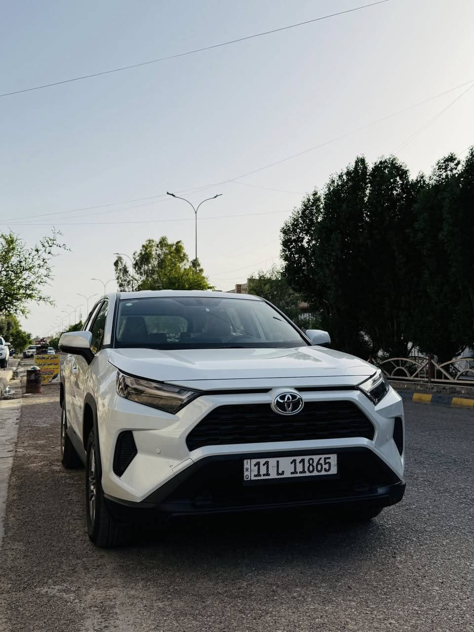 تويوتا راف فور هايبرد 2025
‏🌿 Toyota RAV4 HEV 2025 🌿

◀️ رقم بغداد ▶️ 

السعر 257$ وبي مجال بسيط 

وارد خليجي وكالة عبد اللطيف جميل
بلد المنشأ : اليابان

• السيارة كفالة عامة من كلشي عدا الرصعه بالدعامية الخلفية ورصعه خفيفة في باب خلف عكس السائق فقط .

المواصفات:
🚘 ماشية 18 الف كيلو 
🚘 سعة المحرك 2,5L هجين 
🚘 مقاعد لون بيج مخمل 
🚘 كروس سرعة / مثبت سرعة
🚘 فول تحكم ستيرن 
🚘 عدد 9 AIR BAG
🚘 حساسات خلفية
🚘 حساسات أمامية 
🚘 لايت زينون + LED
🚘 بك لايت LED
🚘 ويل كب 17
🚘 اريل نفكيتر 
🚘 مفتاح التشغيل بصمة
🚘 شاشة كبيرة  تدعم كار بلي ✅
🚘 المودات والأوامر الصوتية
🚘 أوضاع القيادة  Drive Mode
🚘 فحص أنظمة السيارة 
🚘 حساسات ضغط اطارات
🚘 تبريد شاشة مناخين منفصلين 
🚘 قطعتين تبريد
🚘 هاند بريك كهرباء 
🚘 ا ABS 
🚘ا Auto Hold   أوتو هولد
🚘 نظام مانع الانزلاق
🚘 اشارة في المرايا الجانبية
🚘 مخرج منفذ الطاقة ⚡
🚘 ا  Bluetooth

العنوان : واسط / كوت مركز المدينة 

للتواصل *********** 
ابو احمد
