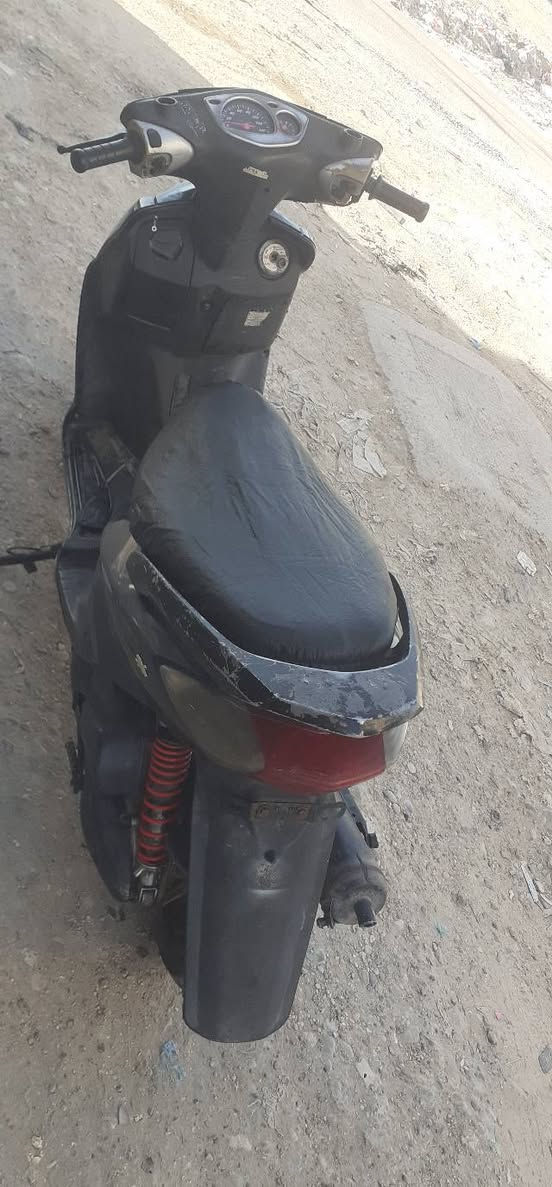 سلام وعليكم دراجه سكنز نثيه سلف هندر كهرباته كله شغاله مكينه ناعمه شلع معدل دراجه كله بلاديه اي نقص مابيه جيب وياي فيتر تعال فحص مكاني غزاليه سعر ٣٥٠ شراي يخابره ***********

