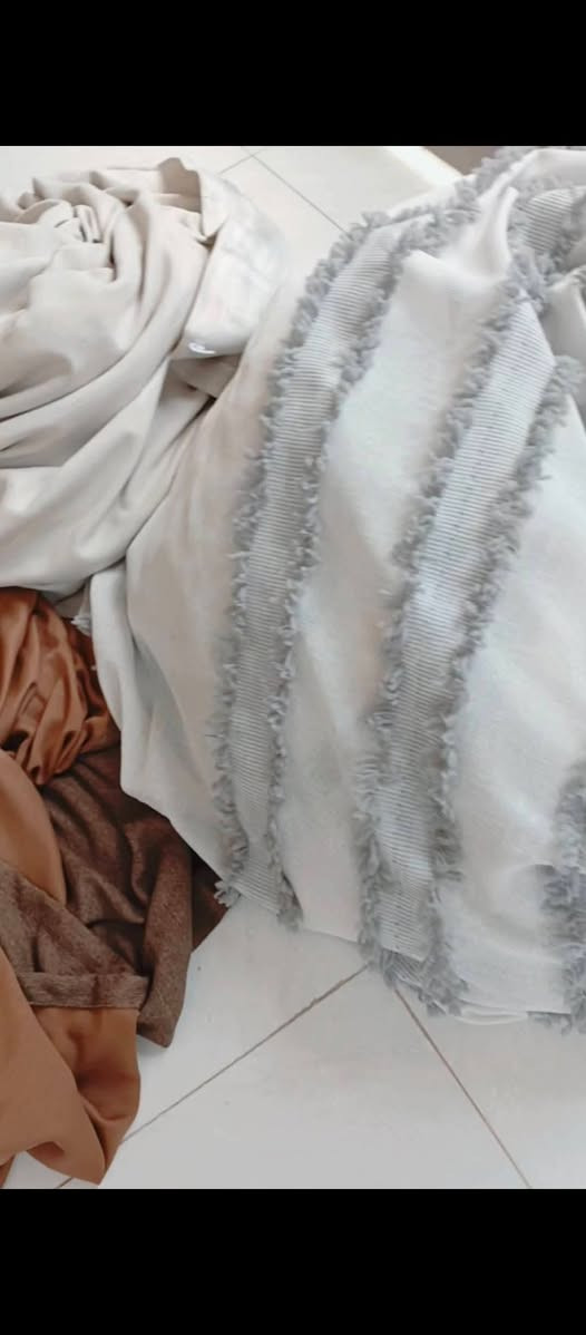يلا نبدي وياكم بمناسبة شهر محرم 🏴
عندج قراية ابيتج وبرداتج وسخه وحايرة بيهم وين تغسليهن🤔
الحل يمي وبس كل الي عليكم تتصلون عل رقم او مراسلة الصفحة والباقي علينه توصيل داخل وخارج الخالص متوفر 
فل وغسل وكوي وتعطير للبردة بأنسب الاسعار 
يجي يأخذ البردة ونغسلها ونكويها ويرجع يشدها يوم وثاني يوم تكمل البردة وتدللون علينه 🖤❤️

***********
