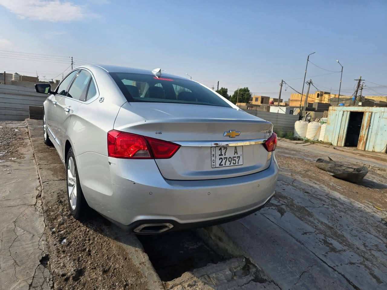 السلام عليكم  امبالا للبيع مديل 2018 بريمر
محرك 6/ 3600
رقمة سيارة مثنى 
سيارة جديد ماناقصة كلشي سيارة حادثة سطحي بدون ايرباك  وتبديل  بيبان نفس الون مابية صبع غير ٣ أصابع بداير جامعلغ الخلفي ماشرلك علية بصورة  
رقم تلفون *********** ملاحظة بجم كبس الشركة
