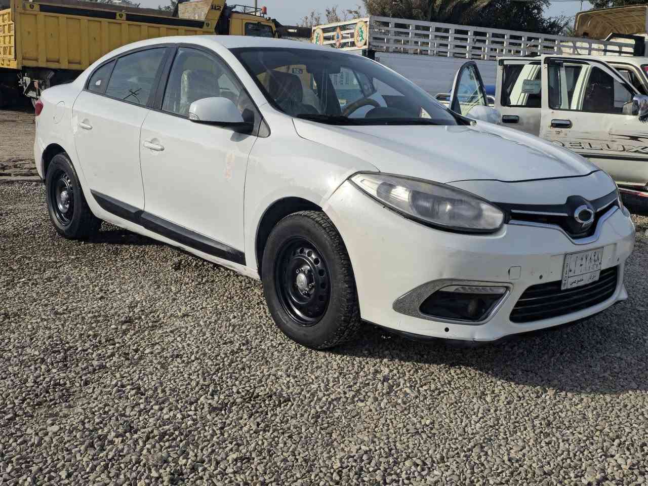 رينو فلاونس مديل 2016
سياره جاهزه كير مكينه تخم تاير جديد
حداديه حلوه / كهربائيات شغاله شلع
شنتر لوك ريمونت
البدي كدامك حلو مابي اضرار
رقمها ذي قار تحويل مباشر الملاك يمي بالشطره 
اخوان قبل لاتتصل السياره بدلت بلكاتها ونضفت الجويتر بيدي وهسا الرون يخربط من تعبر لل100. للامانه. لا ماخذها لفيتر ولا طالع اني بيدي نضفتها سياره خير من الله
السعر 63 العنوان ذي قار الشطره
رقم الهاتف ***********
