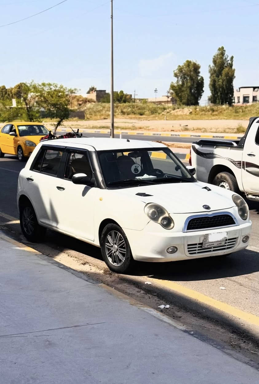 ليفان 320 نينوى
موديل 2013 
كير ومحرك شرط 
تبريد وتدفئة شغال 
سنوية لي نهاية 2026
تخم امامي وخلفي جديد 
سستم صوت 
شاشة وكامرة 
 بيها ملاحضات كلش قليلة 
سيارة شبابية شرط ربع دينار ماتصرف عليها


**إذا كنت صاحب هذا الإعلان وتريد حذفه لأي سبب، رجاءا أرسل رسالة إلى الدعم الفني**