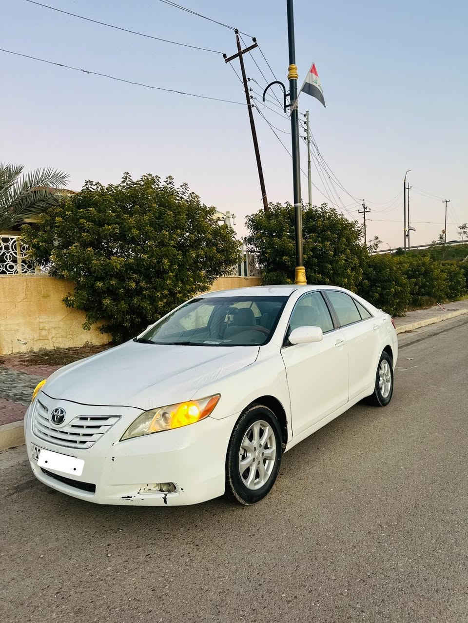 السلام عليكم
كامري 2008 مصبوغة حزام أثر تگشير 
مكفولة من الحادث 
محرگ گير تبريد خير من الله 
مواصفات عادية 
رقم بغداد تخويل مباشر 
الرقم:***********
#مكلف بالنشر
