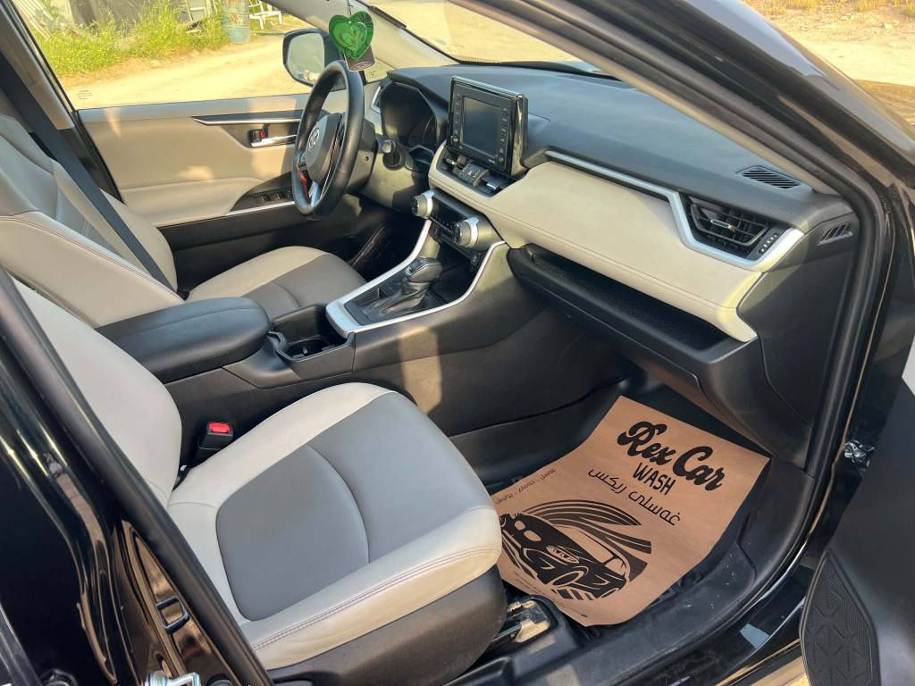 بەناوی خوای گەورە 
توێتاڕاڤ4 مۆدێل2022 مواسەفاتxle premium فول فول مواسەفات 
سڵاید کوشن کارەباو جڵدوهیتەر بەسمەو سندوق شەفت ڕادارو 5کامێرەو ئۆتۆستارسۆپ سێ مۆدی لێخورین eco و normalوsport هتد سەیارەکە بەناوی خۆمانەوەیەو سەنەوی تازەیە نمونەیە لەجوانی تەنها سندوقەکەی بۆیاغە بێناوگرتن بێ ئێرباگ 
نرخی:240و مەجال 
ڕەقەمی شانسیم داناوە 
ژمارەی موبایل:*********** السليمانية, العراق
