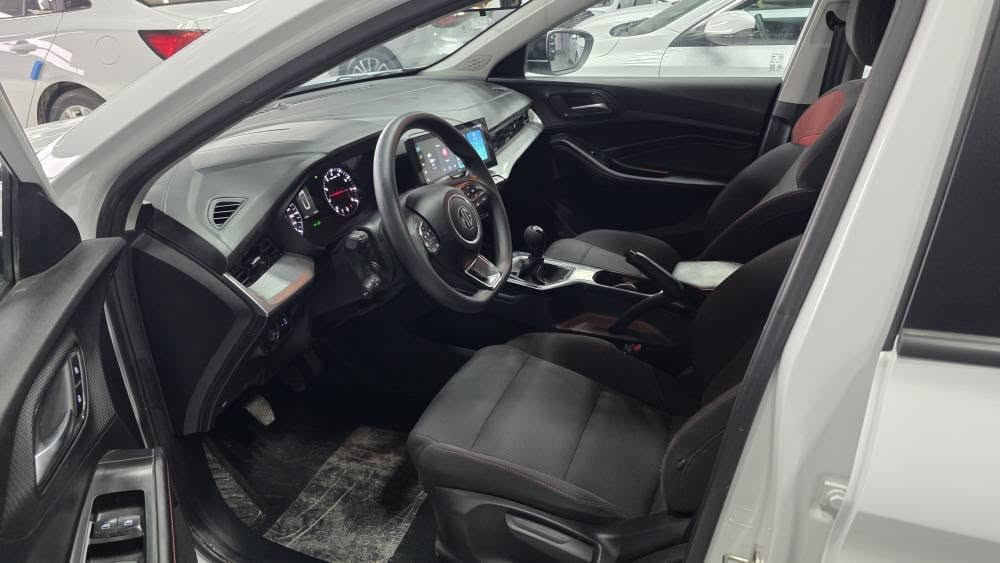 ئێم جی  MG GT 2025 گێڕ عادی
تەنیا ٢٢ هەزار ڕۆیشتووە. بێ بۆیاغ.
مواصفات.بەصمة.شاشەو كاميرا.
مكان  أربيل.   ١٠٠ متری معرض تۆپ کارس 
سعر ٩٥ ورقة   موبایل    *********** أربيل, العراق
