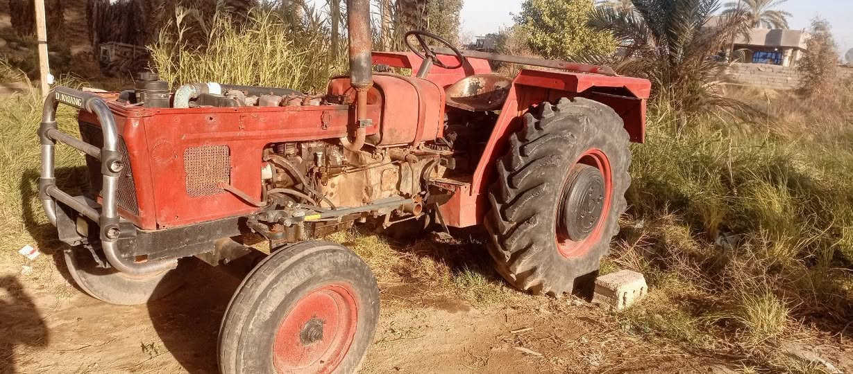 مكينة عنتر موديل 85رقم بغداد  بدون تحويل بور ستيرن جاهزة للعمل السعر 3500وبيهة مجال ***********
