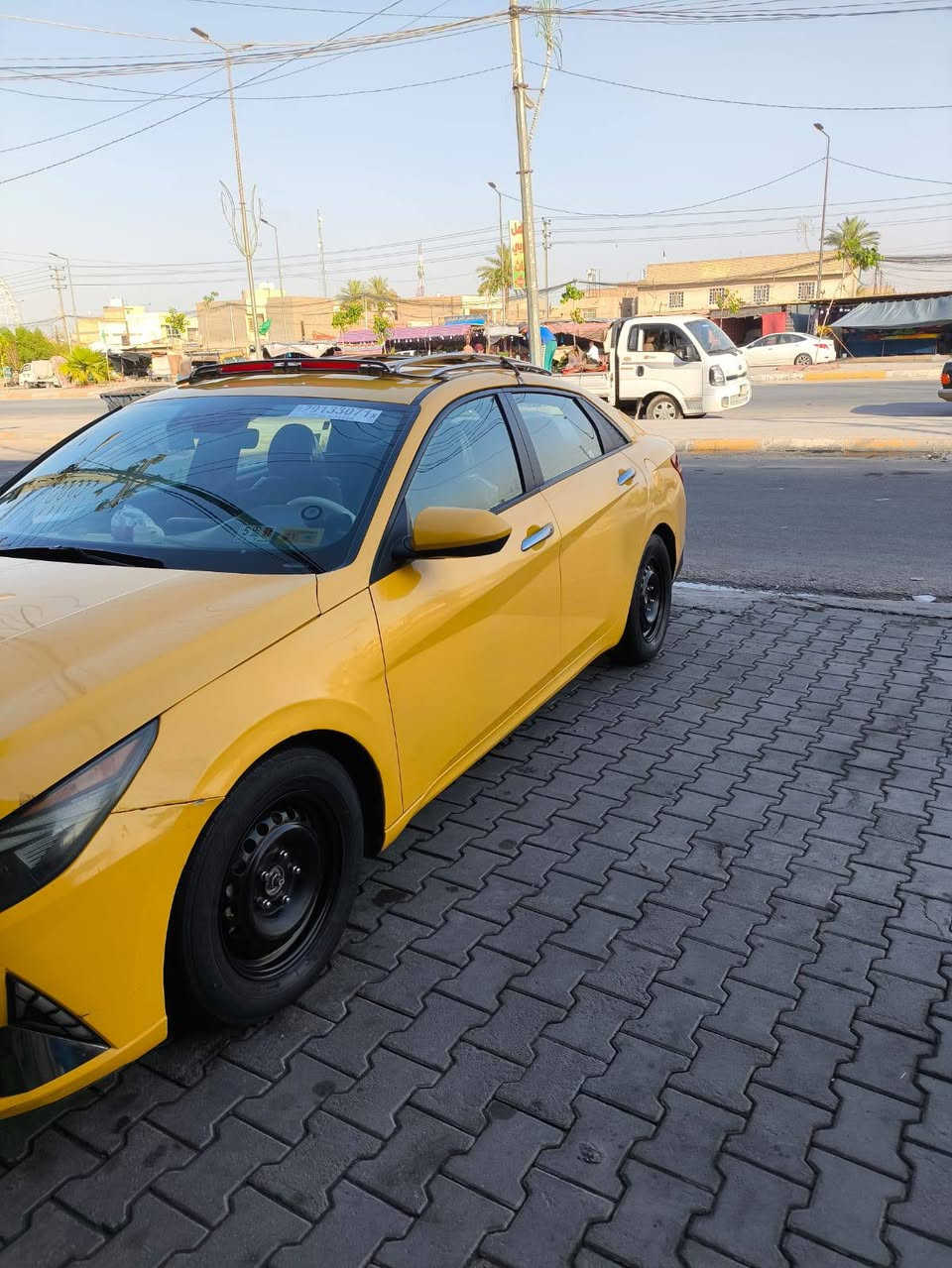 السلام عليكم الانتره تكسي 2021 رقم بغداد امريكيه بدون حادث بدون تبديل بيها بس طخطخات ومعجون مكفوله تكم قماره شواصي لغود بدون ارباك مكينه مكفوله مامفتوحه كير محور اي تي مدوشمه وجاهزه السعر 140 وبيها مجال المكان كربلاء المقدسه ***********
