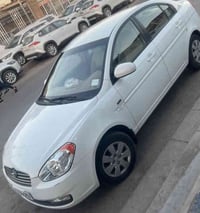 اكسنت 2011 استلام شركه ماشيه 79 الف كم سياره بلاديه وجديده فقط صبغ جام...