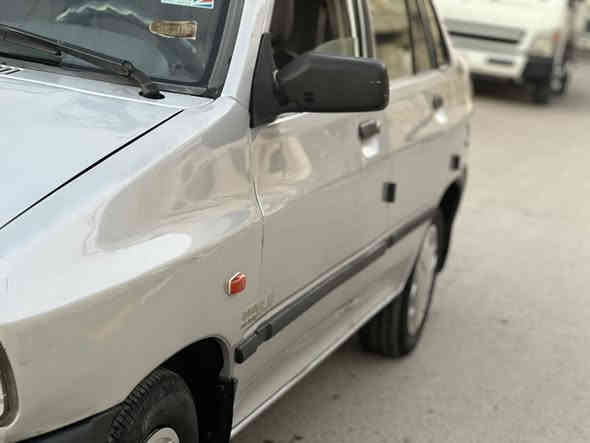 سلام عليكم سايبه2013 خصوصي بغداد سنويه مصاقطه مصفره من الغرامات مابيه لأضربه ولا صبغ تخم تاير جديد كير مكينه خير من الله حداده امامي خلفي جدد شواصي جدد تبريد تدفه شغال دوشمه كشنات بيه جراد بنيد قماره صندوكً ضربناه كلير جماليه وهاذه فيديو موجود ً..مكاني بغداد حي اور ***********..*********** .السعر 42 وبي مجال حك الجيه؟
