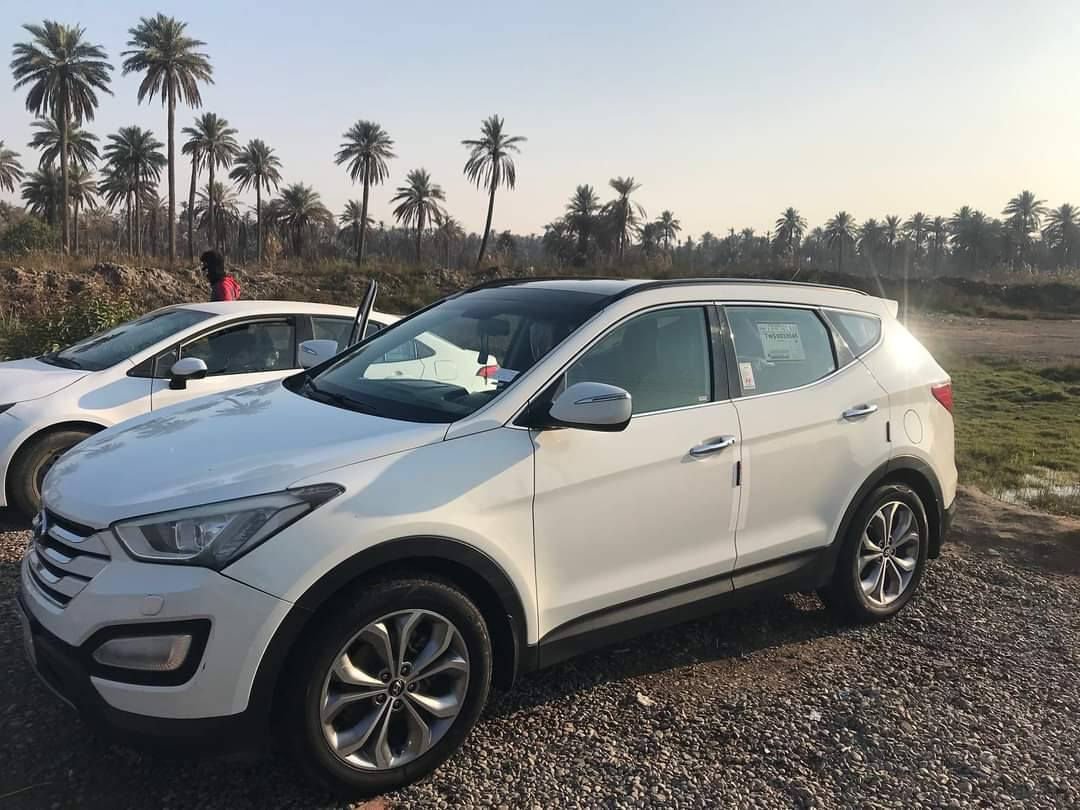 السلام عليكم
سيارة سنتافيا للبيع
موديل السيارة 2013 كوري سيارة بدون اي ضرر فول مواصفات 6 سلندر تخم تاير بصمة تشغيل قطعتين تبريد 7 راكب بانوراما السيارة كامله مكانها ديالى _ بعقوبة 
السيارة فقط بيها خيط تبخير بسيط
السعر المعروض 190 وقابل للتفاوض 
اي احد يحب يتصل واني حاضر 
***********
