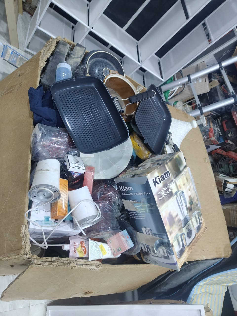 اللهم صل على محمد وال محمد 🤲 🤲 🤲  
السلام عليكم متابعينا الافاضل ورحمة الله تعالى
بضاعة بث مباشر الليلة الساعه 8.00 مساءً عروض خاصه 
وتخفيضات 50% ✌️✌️✌️✌️✌️✌️
اجهزه كهربائيه ومنزليه  ملابس العاب مفروشات اكسسوارات 
 وتدللون عرض تفليش الاسعار ♨️♨️♨️
 والاسعار مناسبة جدآ 💲💲💲💲💲💲
يوجد خدمة توصيل لجميع المحافظات 🚛🚛🚛🚛🚛
العنوان ذي قار سوق الشيوخ شارع دكتور عمار قرب اسواق الكفيل ومقابل مطعم المدينة الفرع الثاني 🍗🍗🍗🍗
رقم الاعتماد واتساب *********** 📞📞📞📞
مجمع البيت الالماني في سوق الشيوخ 🇩🇪🇩🇪🇩🇪
