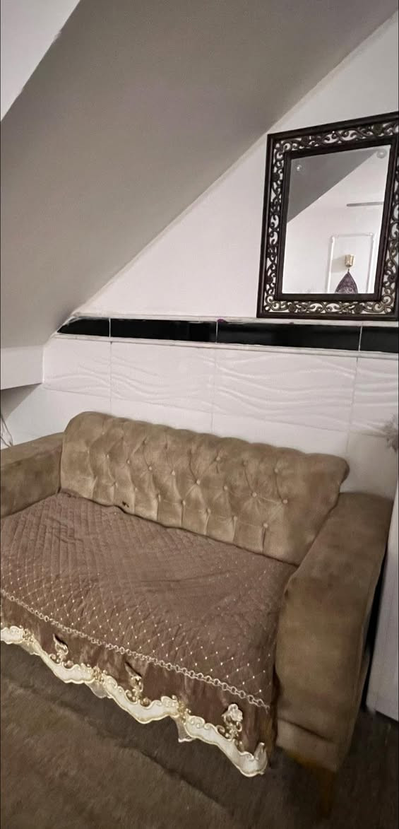 السلام عليكم تخم قنفات تركي تزكام كامل مع طبلات٣زغار ووحده وسطيه. مشتريته ب مليون ورايدته ب٤٠٠وبي مجال للتواصل خاص


**إذا كنت صاحب هذا الإعلان وتريد حذفه لأي سبب، رجاءا أرسل رسالة إلى الدعم الفني**