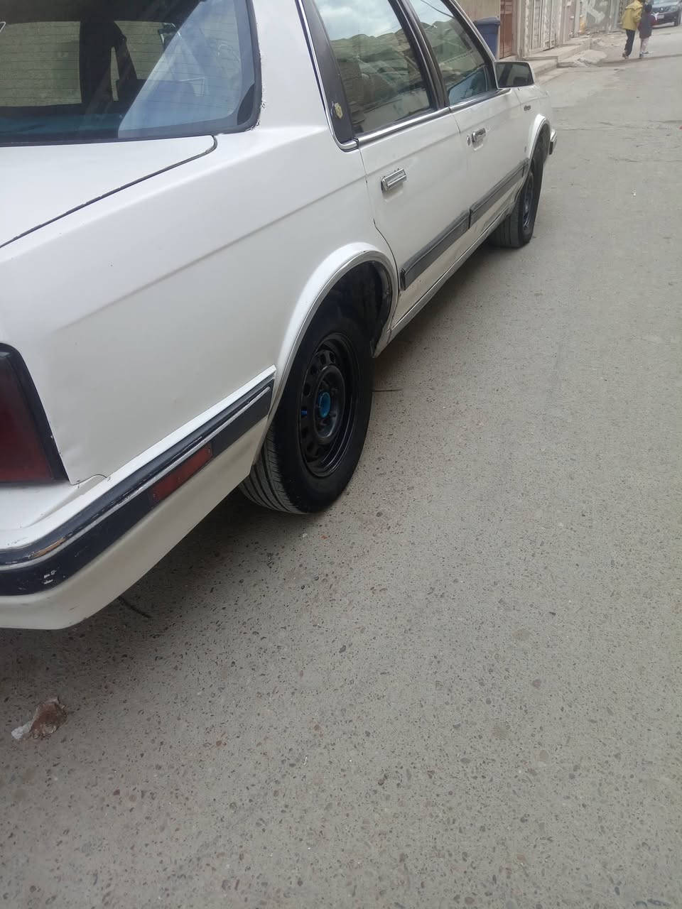 اولدز مديل ٩٠ مكينه تشلع التبليط كير خير من الله صدر جديد ٤ جام كهرباء رقم بغداد جديد سنويه جديده بأسمي تحويل ثاني يوم كهربائيات كلها شغاله تبريد شغال بس بي ليك بلبوري سياره مكفوله من الضربه اي داخل مابيها باقي تفاصيل كدامك بالصور مكاني بغداد الشراي يتصل او يراسلني متواجد خاص السعر ٣٧ بيها مجال حك جيتك *********** 👉 واتساب فقط  *********** 👉للاتصال
