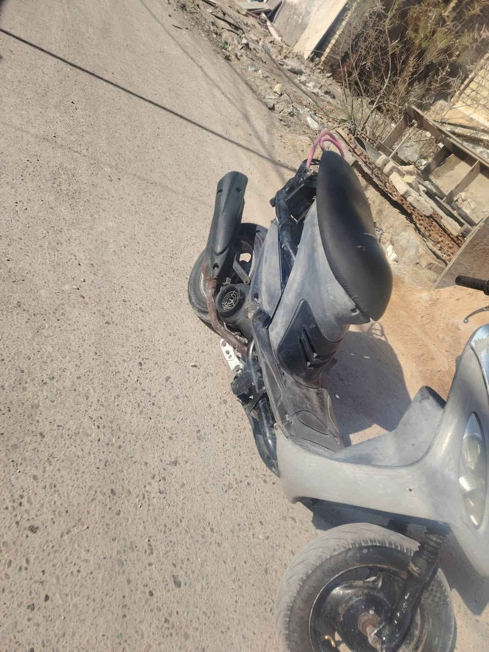 السلام عليكم دراجه ماكس منغولي مال لعب للبيع شغاله نكره سلف وهندر مكينه ناعمه خرسه ماتسمع صوتهه بوشه بلاديه تايرات جدد مال باله الدراجه كامله وجاهزه السعر ب300 بيهه مجال شي بسيط مكاني بغداد مدينه الصدر الشراي يتصل *********** او واتساب
