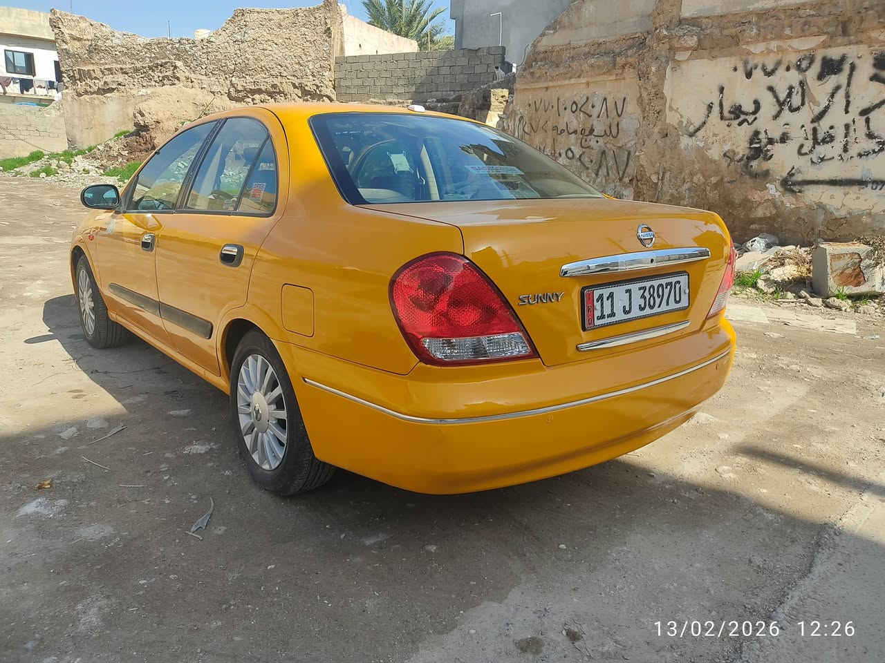 نيسان صني ياباني موديل 2008
ابسمي رقم بغداد سياره فول حته المرايات شفط 
تفتر بانزين بيها 
محرك 18 قبق اسود 
بيه بس جاملخ السكن دبديل ابلادي بدون دواخل ولشاصي السكن بي رصعه كلش اصغيره 
السعر 105 بي مجال بسيط
***********
