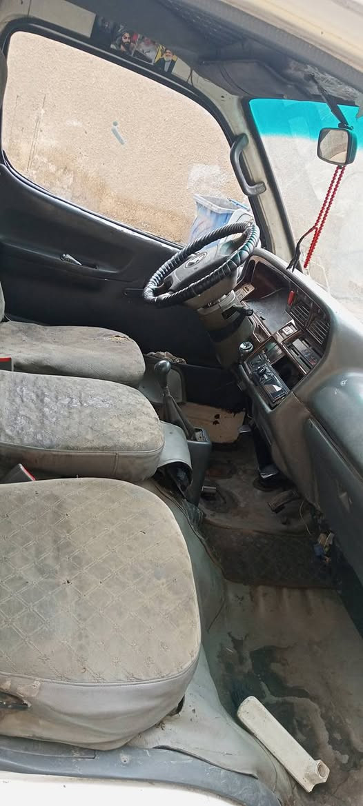 السلام عليكم فتون 2009 رقم بغداد انكليزي 
تحويل ثاني يوم بيها تعمير ذيول 
مصفره هيه وغرامات 
العنوان العبيدي 
السعر 50وبيها مجال لطيبين 
الرقم. ***********
