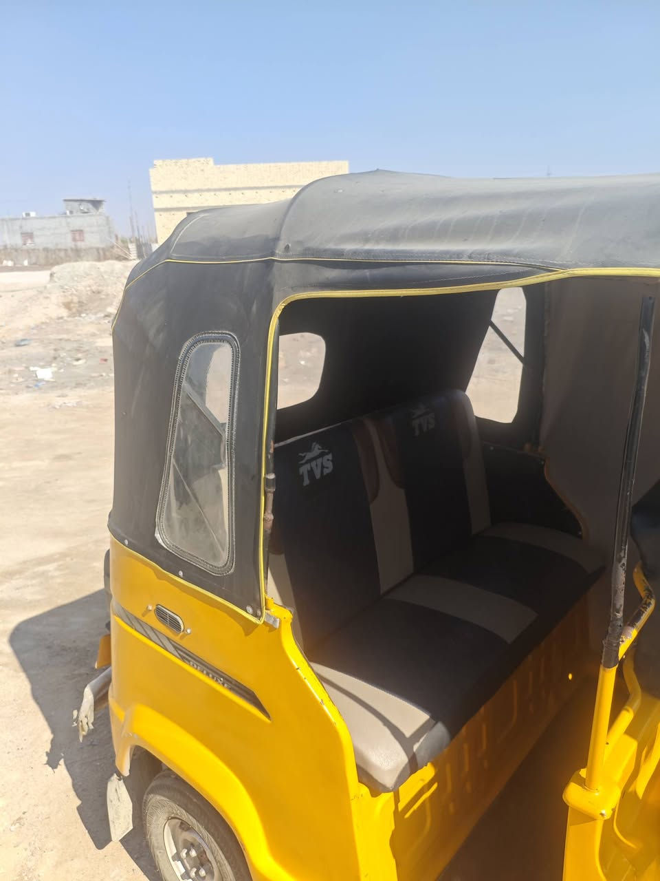 السلام عليكم تكتك TVS  موديل 20 رقم انكليزي سنويه باسمي البدي شوف العين المحرك جديد مكفول التكتك معمره تشغيل نكره سلف السعر 6 ملايين
العنوان بصره كرمه علي 
واتساب  ***********
