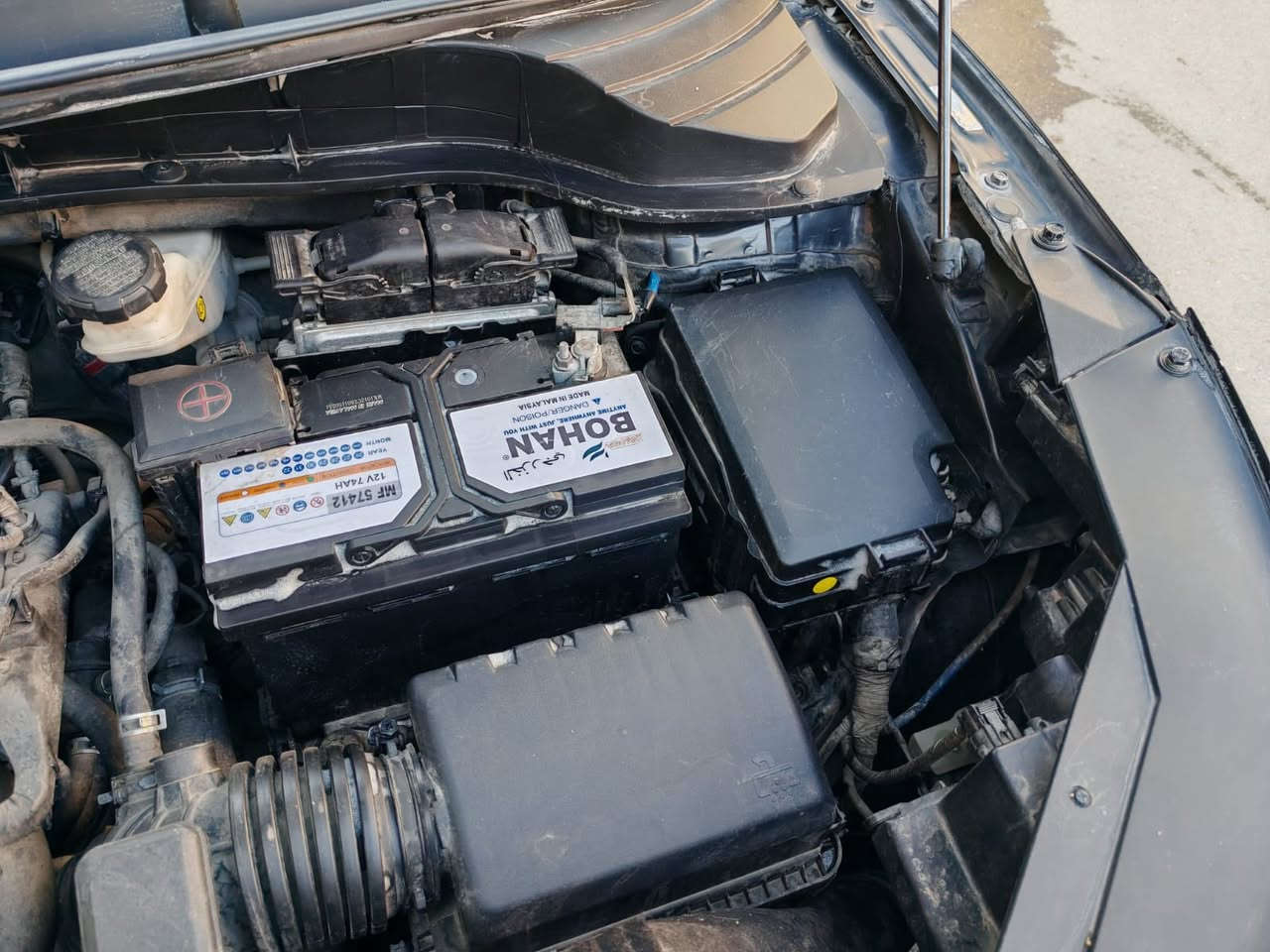 سلام عليكم كيا صور موديل
للبيع وبسعر مناسب جدا..
 2021 باسمي رقم بغداد موصفات السياره شاشه كبيره تحكمات داخل ابيض إطفاء ذاتي
 سياره مسويلها صيانه جديده منظومه لايت جديد بلكات اصليه فيت بام منظومه احتراق باتري دسكات زوج تايرات امامي  مكان السياره بغداد  حي الاعلام السياره بدون لغود وبدون شواصي 
البنيد تبديل وباب السايق صبغ
***********
 السعر 123 وبي مجال بسيط حك الجيه
