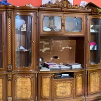 معرض ماليزي • خزائن