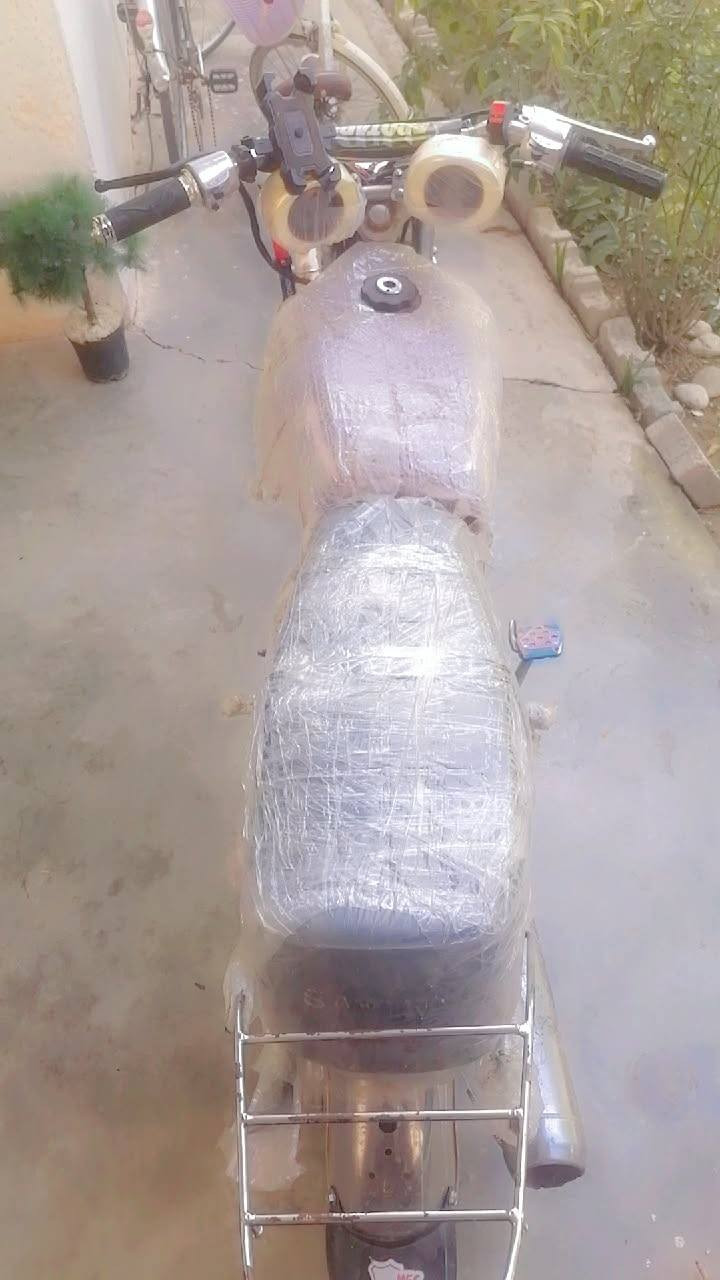 شغال اي عيب ما بيه فقط مال الهندر مكسور مراوس او بيع. قيم وخذ


**إذا كنت صاحب هذا الإعلان وتريد حذفه لأي سبب، رجاءا أرسل رسالة إلى الدعم الفني**