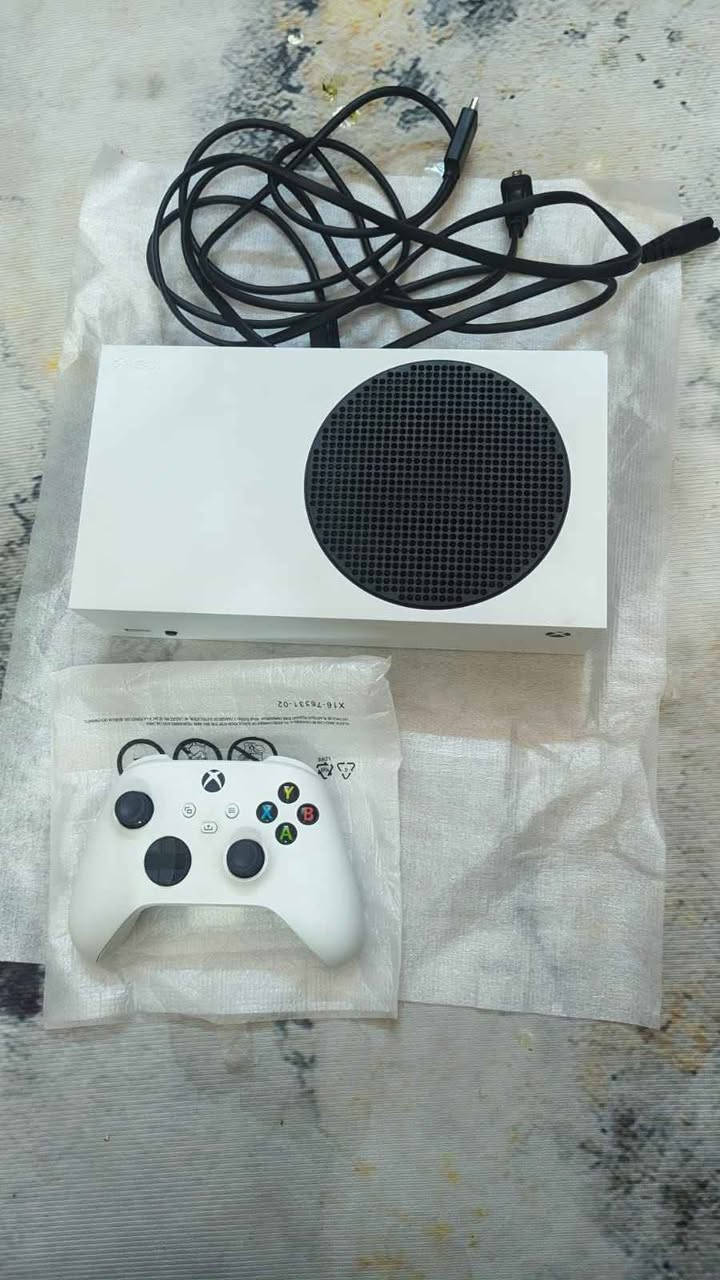 Xbox series s
اكس بوكس سريس اس للبيع ذاكره 512 استعمال قليل كلشي بجيسه مثل ماموضح بي طخه خفيفي بظهره ماواظحه للمصداقيه وشغال 100 على حسب الاصول وشرط الفحص نفس الجديد وارخص *********** البصرة, العراق
