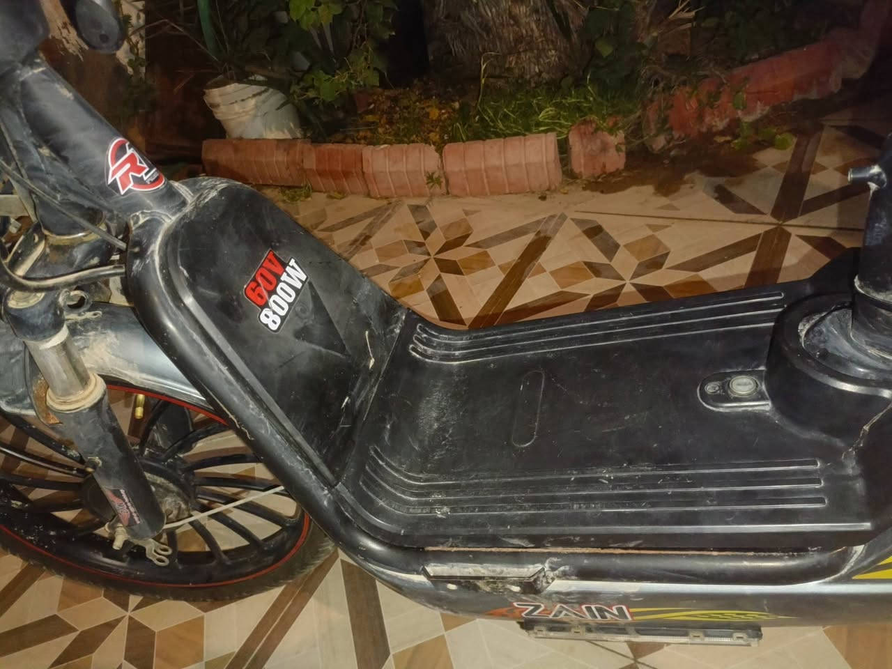 السلام عليكم
بايسكل شحن للبيع بطاريات مابيهن شي بس لباسكل مهمول وبي قطع اشياء بسيطه
السعر ٢٠٠ الف وبي مجال
*********** موجود واتساب ايضاً
