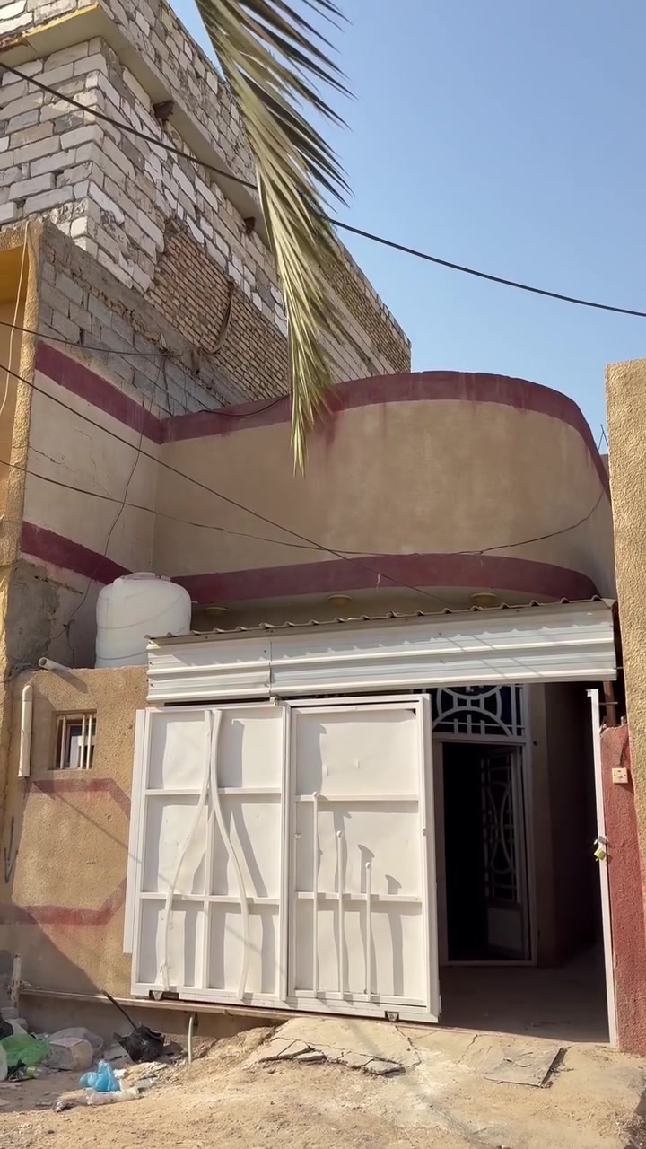 للبيع بيت يباع  بمقدمة 23 مليون مسحوب عليه مبادرة مطلوب للمصرف 95 مليونتسديد الشهري 438 الف للأستفسار اتصال فقط
***********
***********
