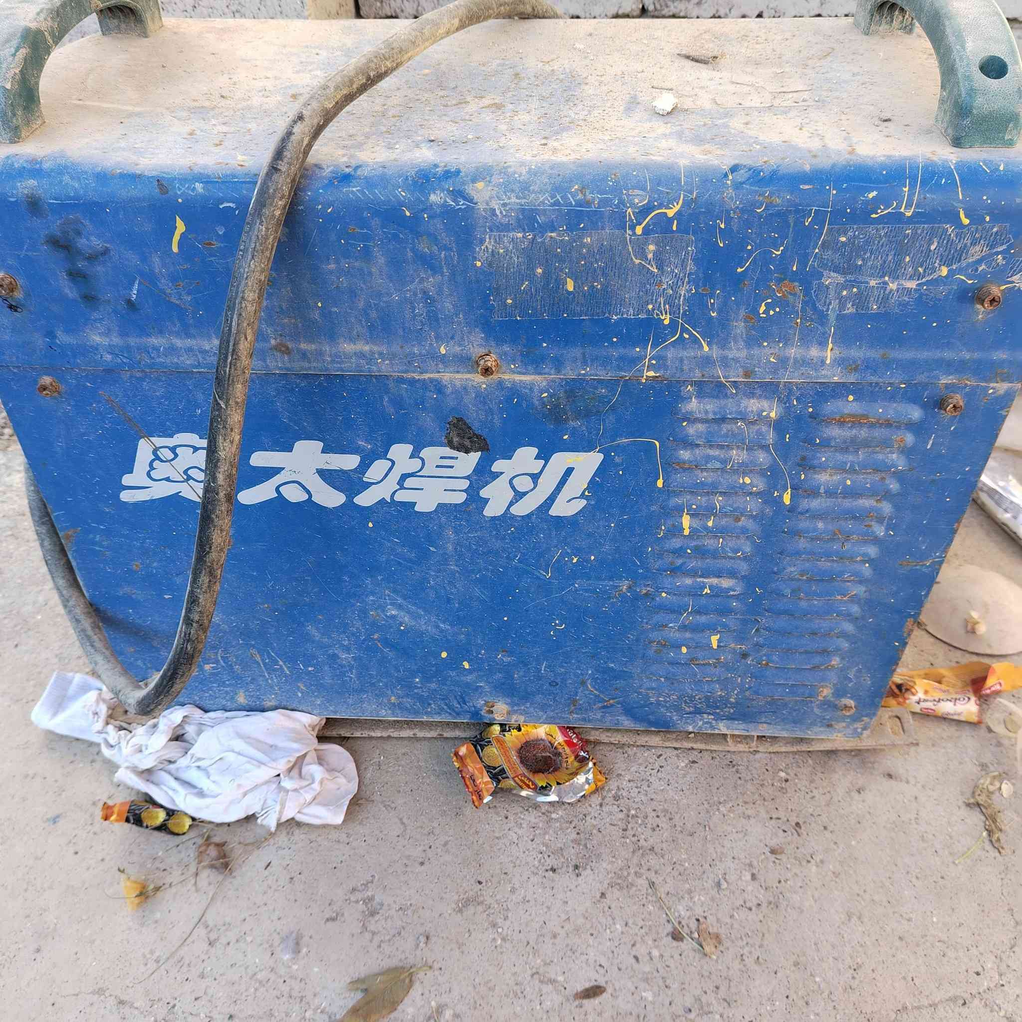 مكينه لحيم للبيع فول مواصفات كلشي تلحم رقم الهاتف ***********
